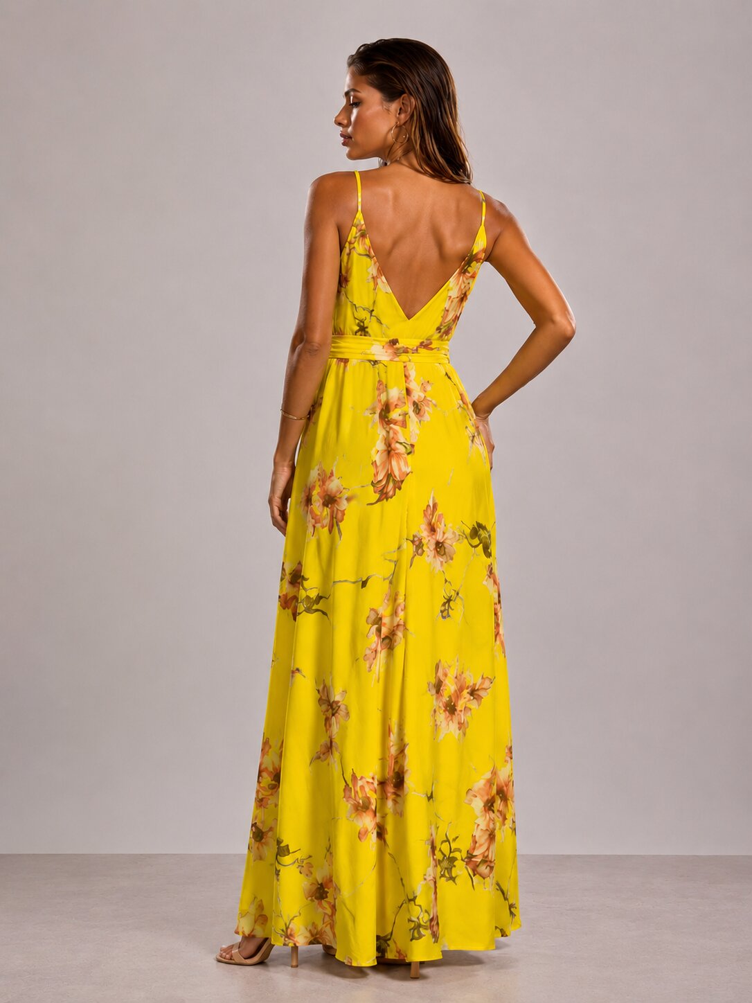Florale — Détail imprimé floral et tissu fluide | Azura